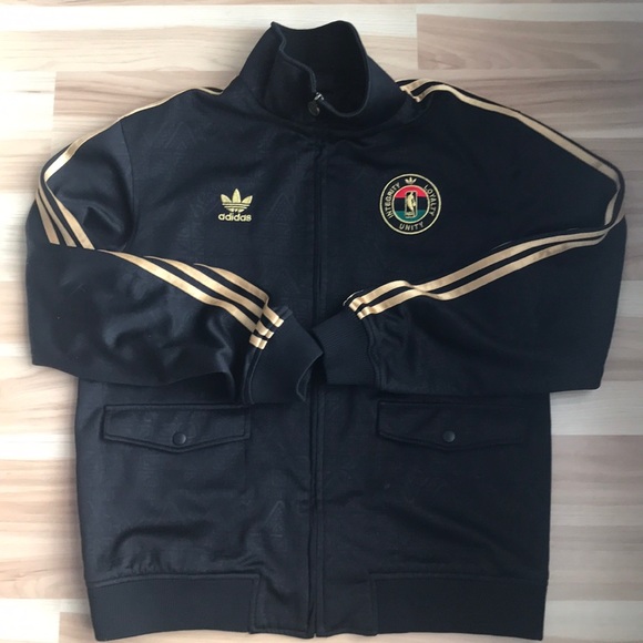 Adidas African American Basketball History Large - Picture 3 of 8